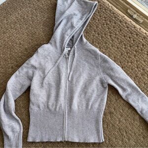 Gray cropped ribbed Hooded Zip up Women's Sweater size large warm worn once